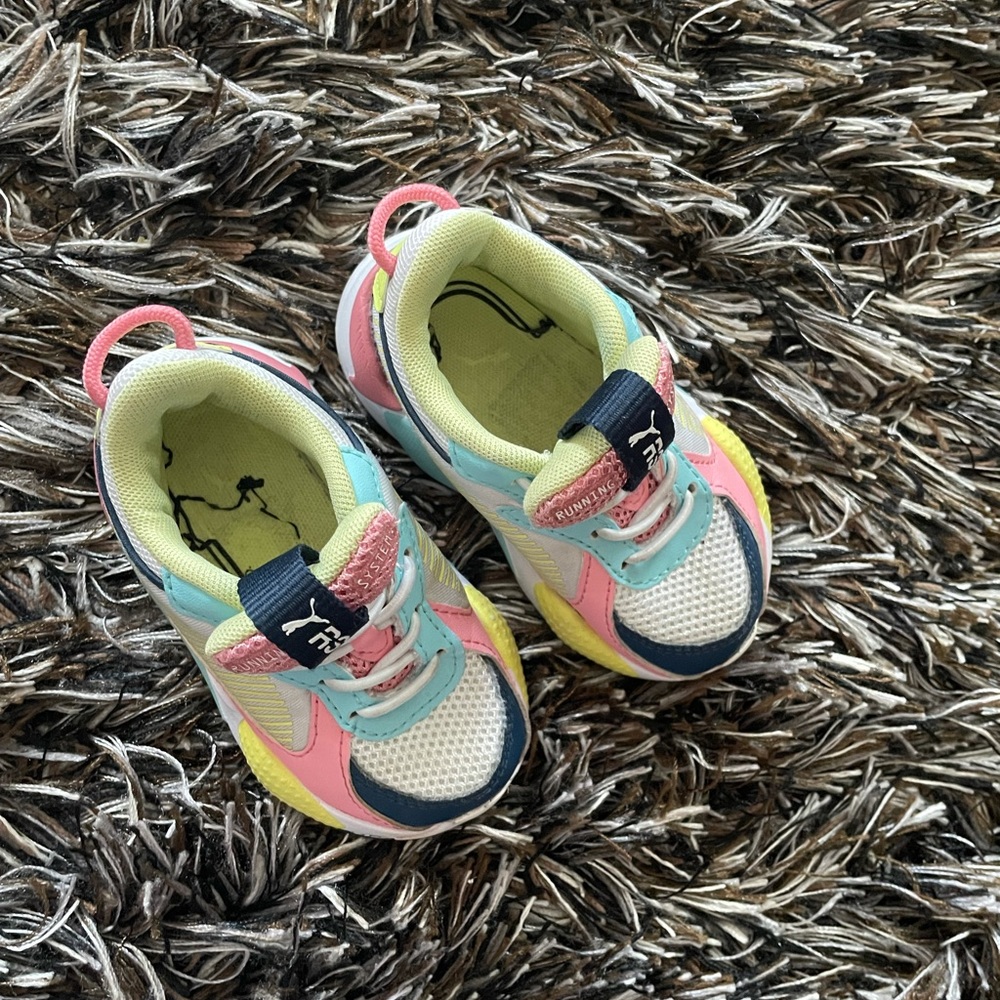 Toddlers RS-X Puma sneakers size 5c